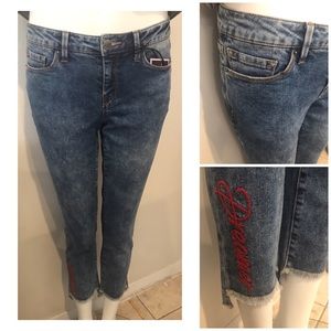 Dreamer Crop Jean